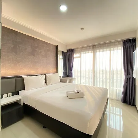Comfy Studio At Gateway Pasteur Apartment By Travelio